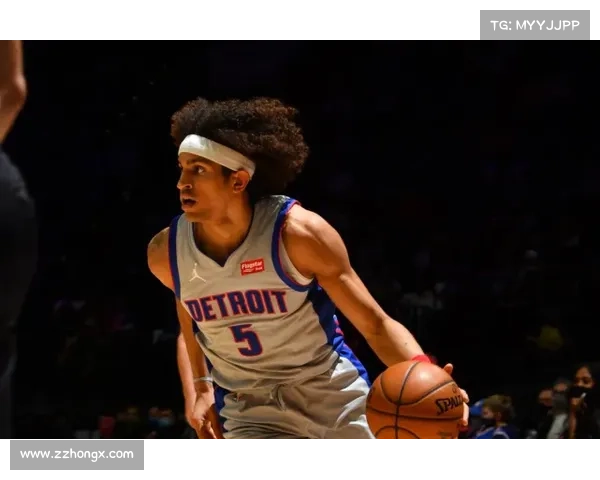 小卢卡斯为何在巴黎圣日耳曼长期担任替补角色背后的原因解析